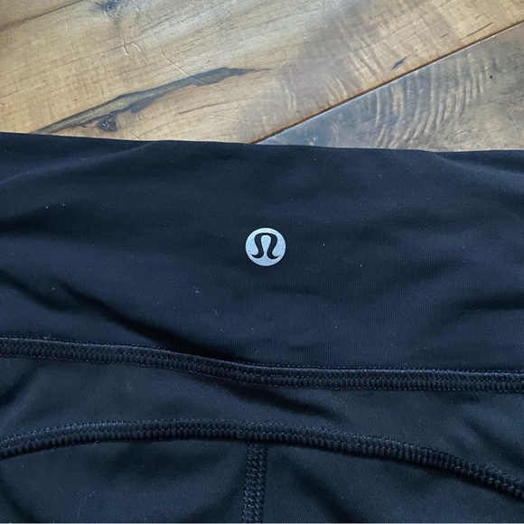 Lululemon Speed Track Shorts - Picture 7 of 8
